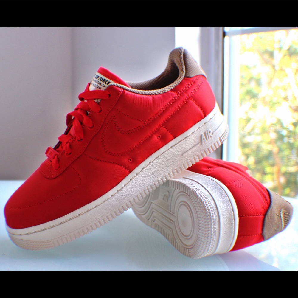 Women’s Nike Air Force 1 ‘07 LX